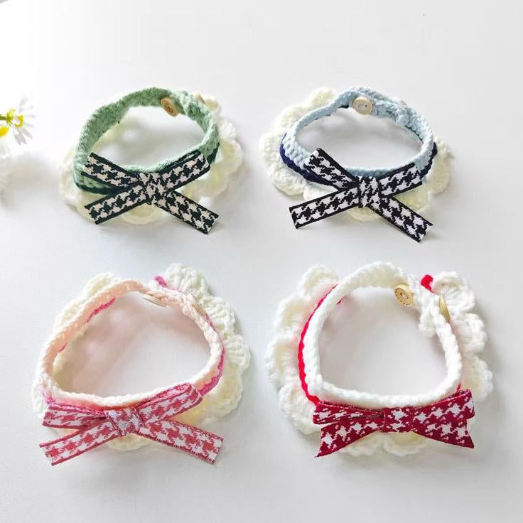 Niedlicher Blumen-Strickschal für Haustiere: Häkel-Kragen aus Wolle für Katzen, Hunde & Kaninchen